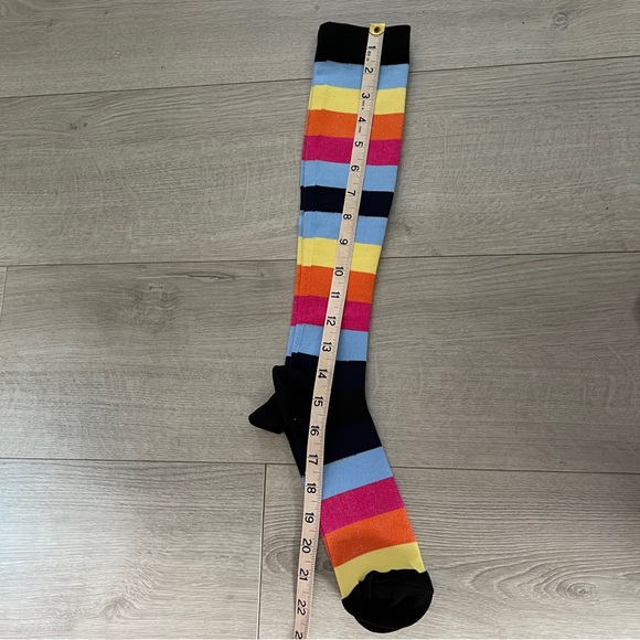 2 pair of Socks multicolor rainbow size L/XL - Picture 5 of 6